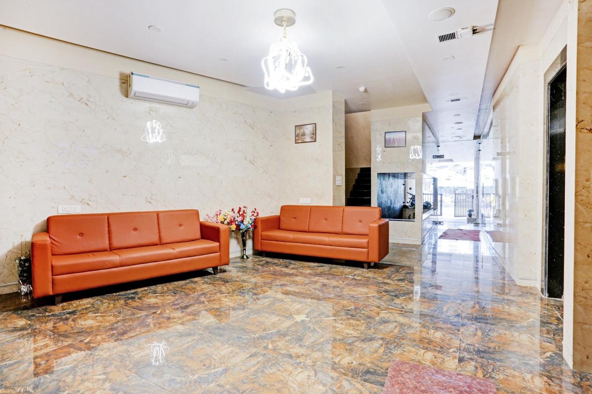 Capital O 80951 Hotel Vertigo Suite Мумбаї Екстер'єр фото