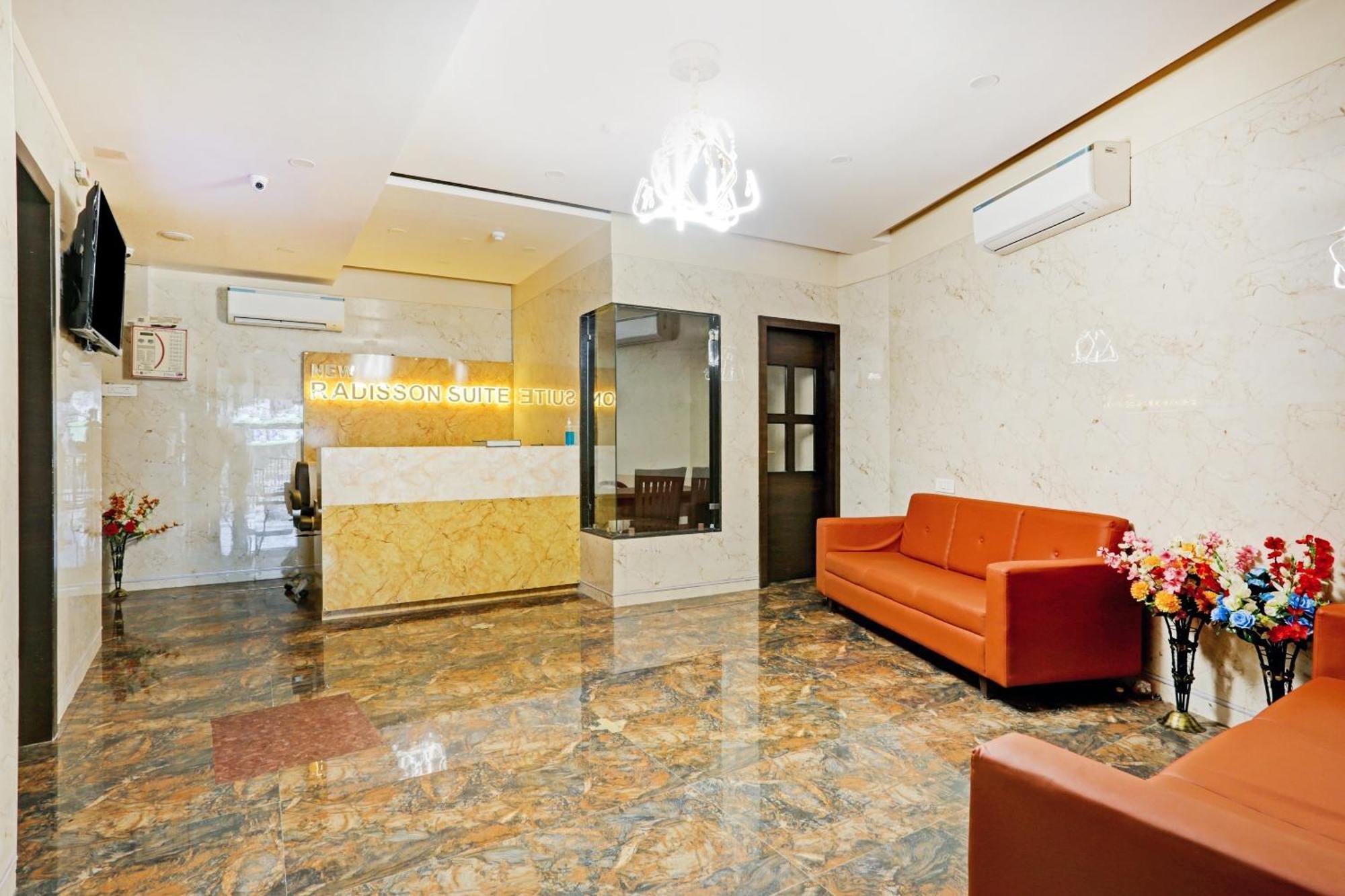 Capital O 80951 Hotel Vertigo Suite Мумбаї Екстер'єр фото